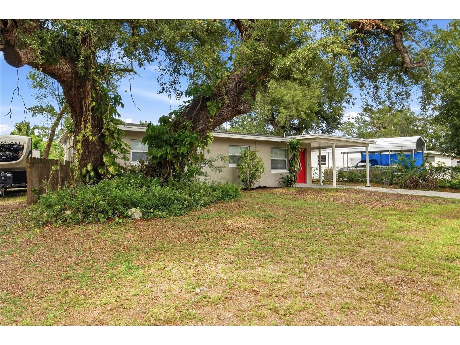7506 Coral Vine Lane Tampa FL 33619 TB8525491 image2