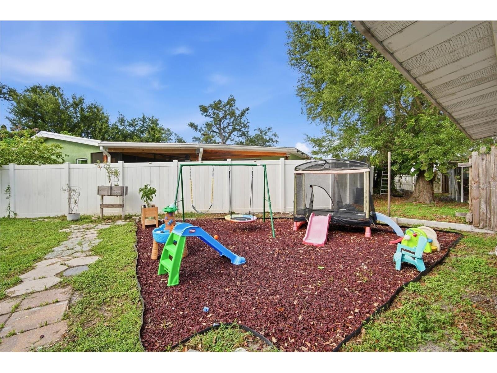 7506 Coral Vine Lane Tampa FL 33619 TB8525491 image22