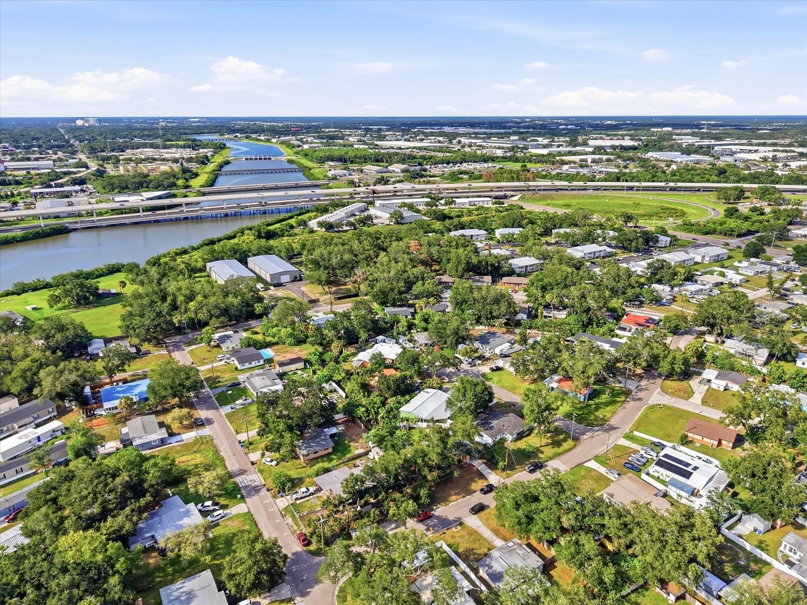 7506 Coral Vine Lane Tampa FL 33619 TB8525491 image23