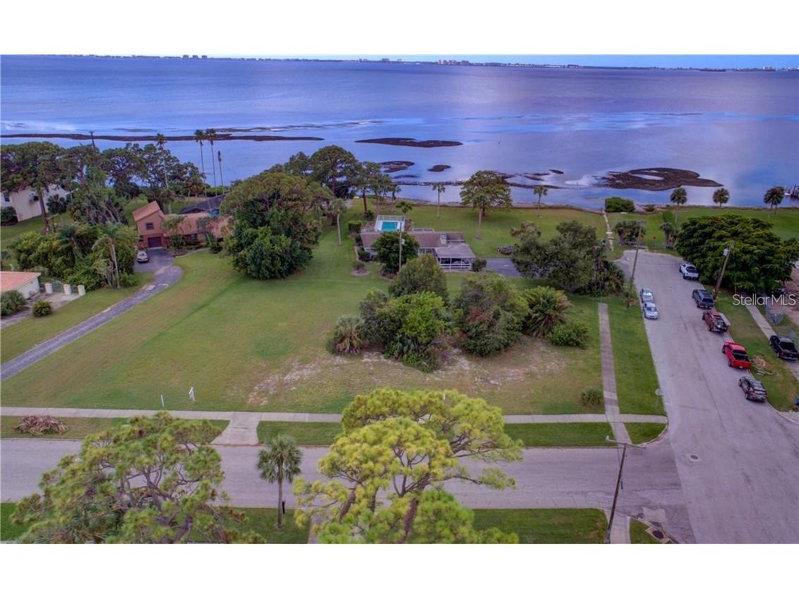 7506 Westmoreland Drive Sarasota FL 34243 A4526332 image1