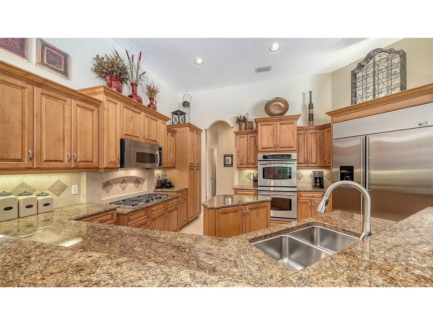 7507 Abbey Glen Bradenton FL 34202 A4692958 image17
