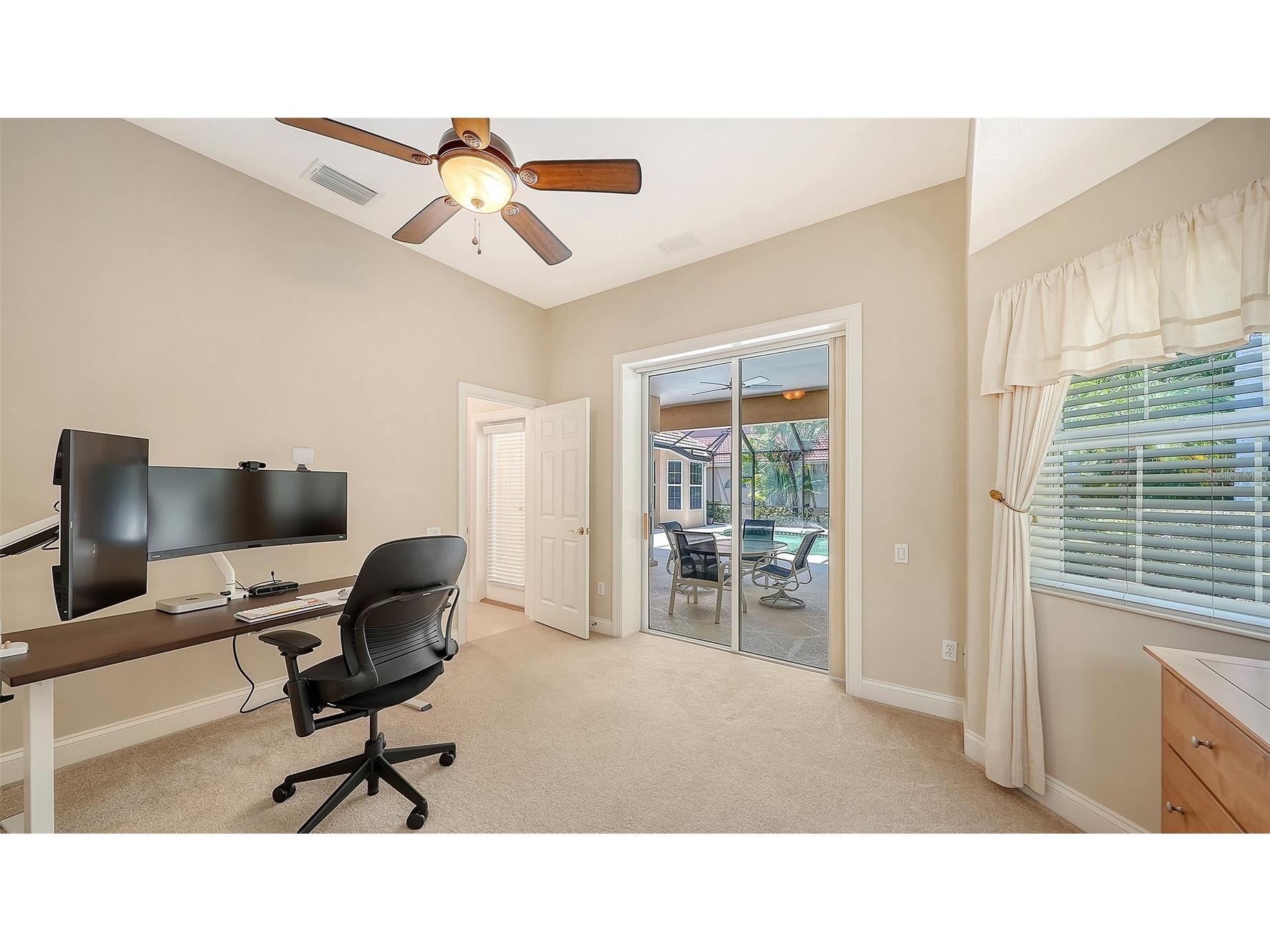 7507 Abbey Glen Bradenton FL 34202 A4692958 image28