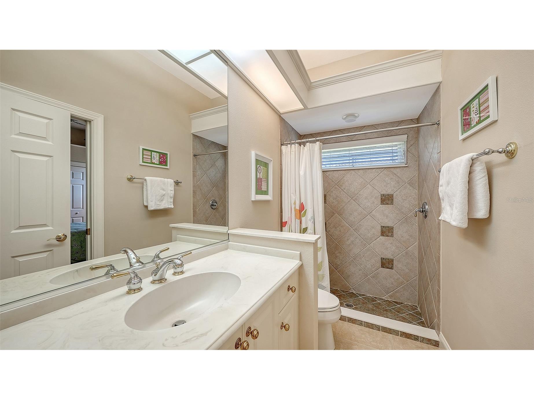 7507 Abbey Glen Bradenton FL 34202 A4692958 image29