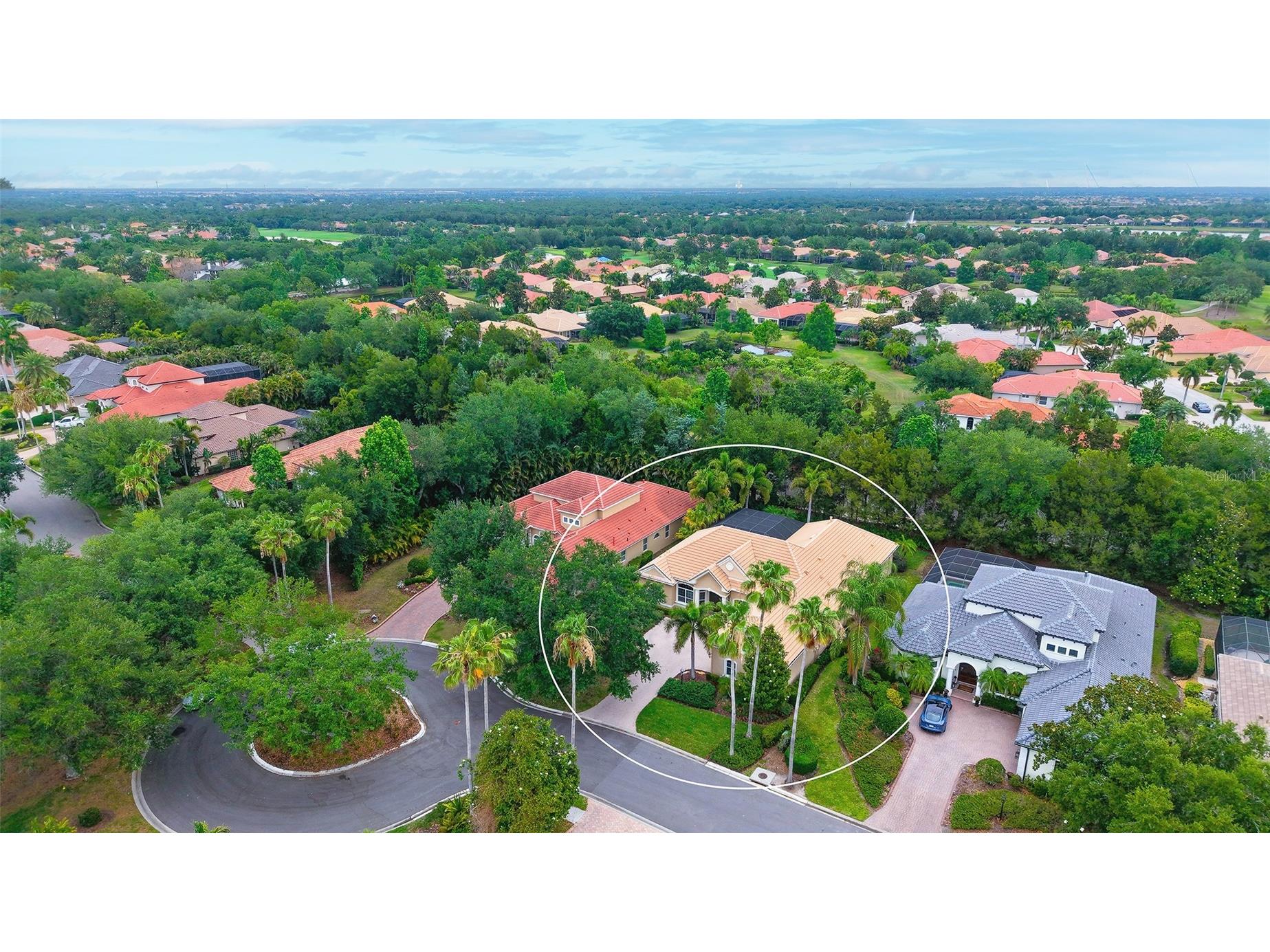 7507 Abbey Glen Bradenton FL 34202 A4692958 image3