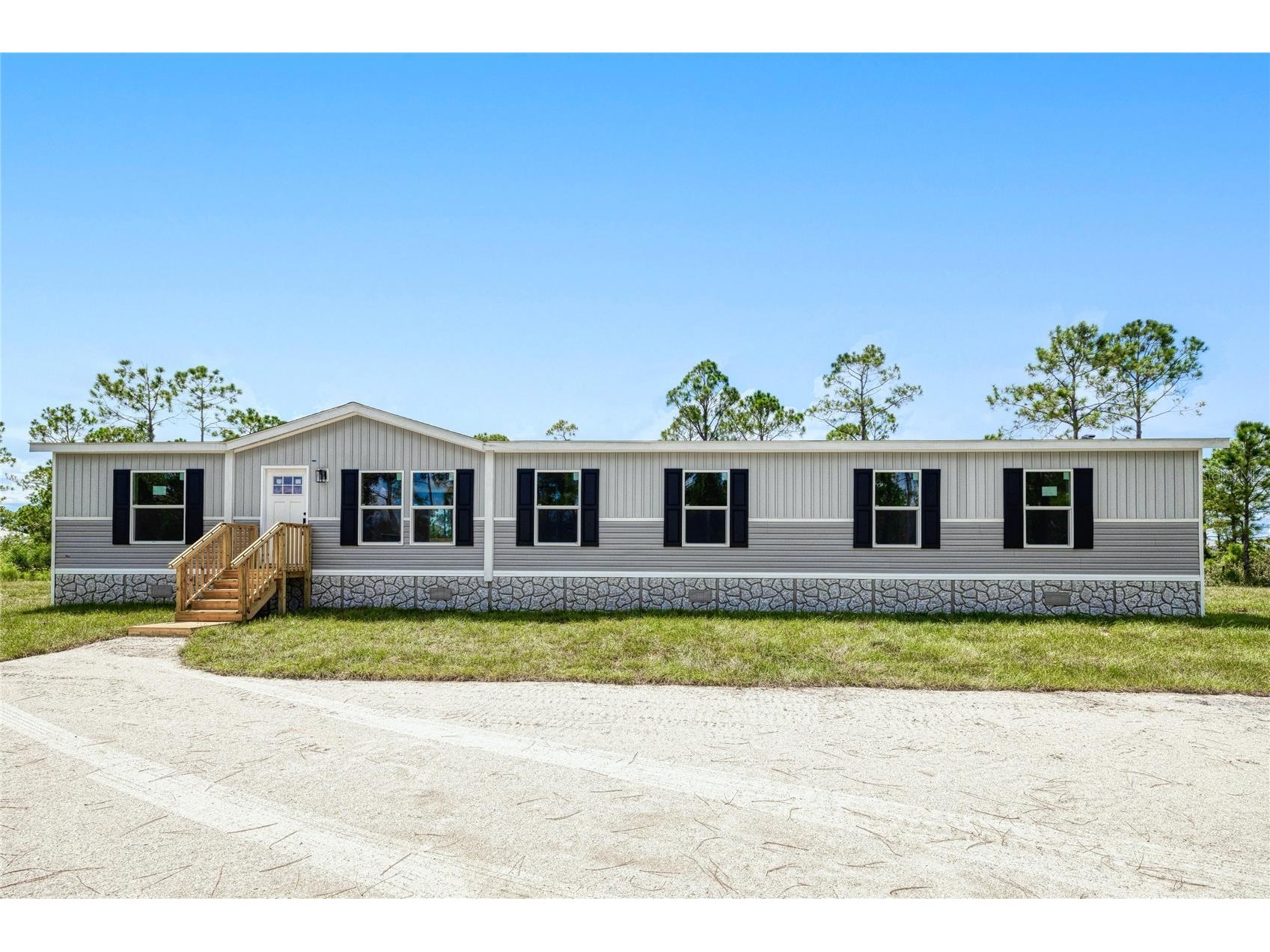 7507 Acorn Boulevard Punta Gorda FL 33982 C7526322 image2