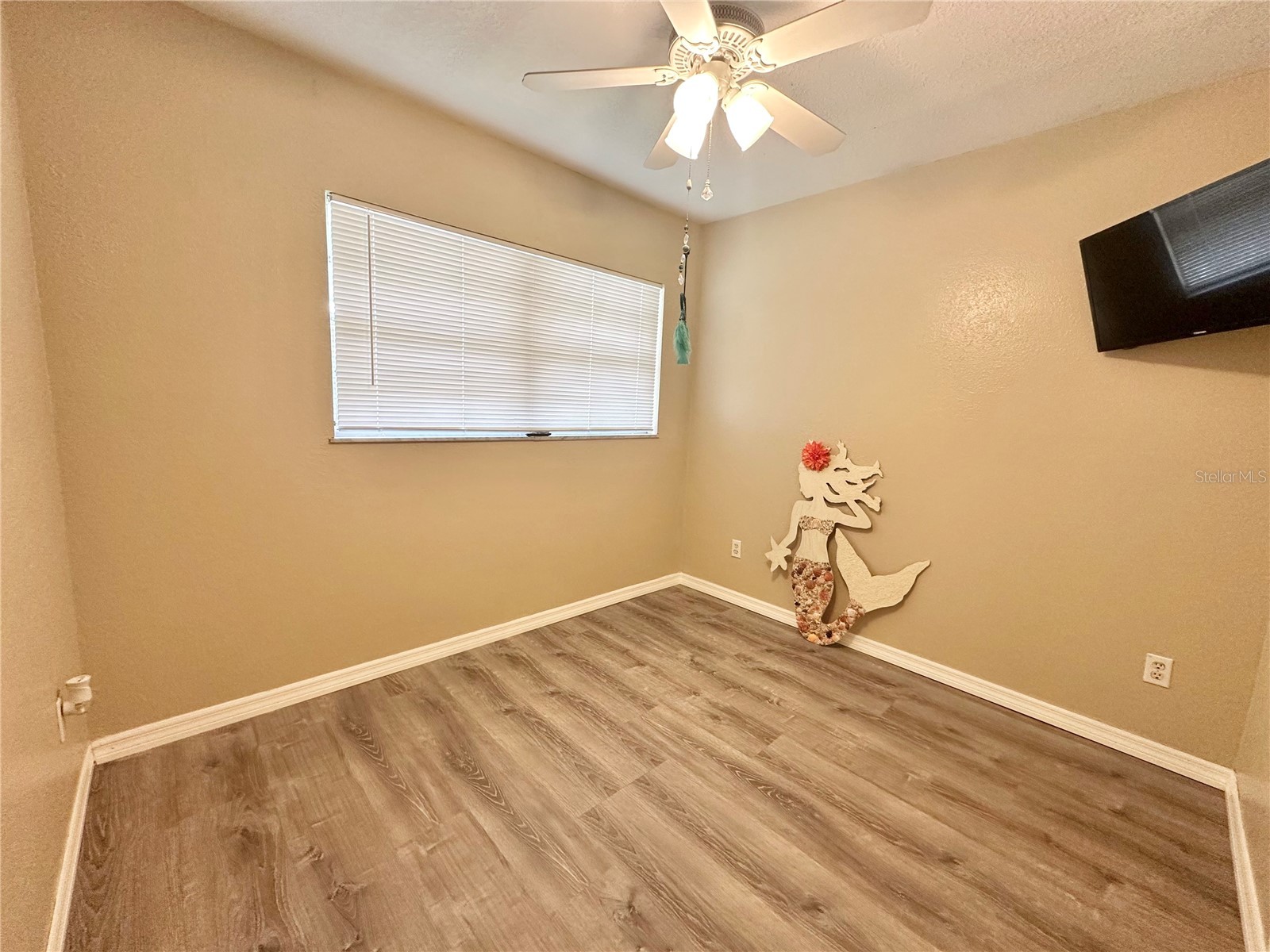 7507 Coral Vine Lane Tampa FL 33619 TB8531239 image17