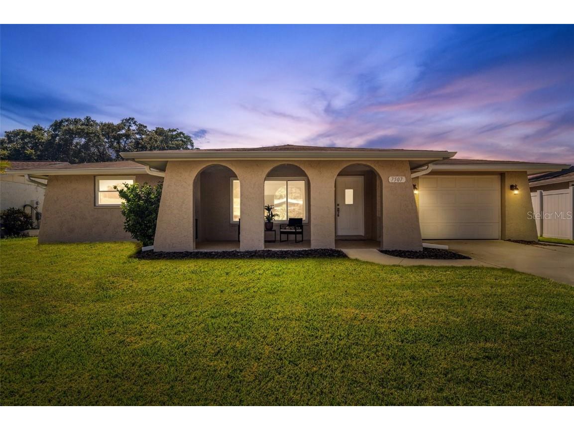 7507 Holly Lake Lane New Port Richey FL 34653 T3465750 image1