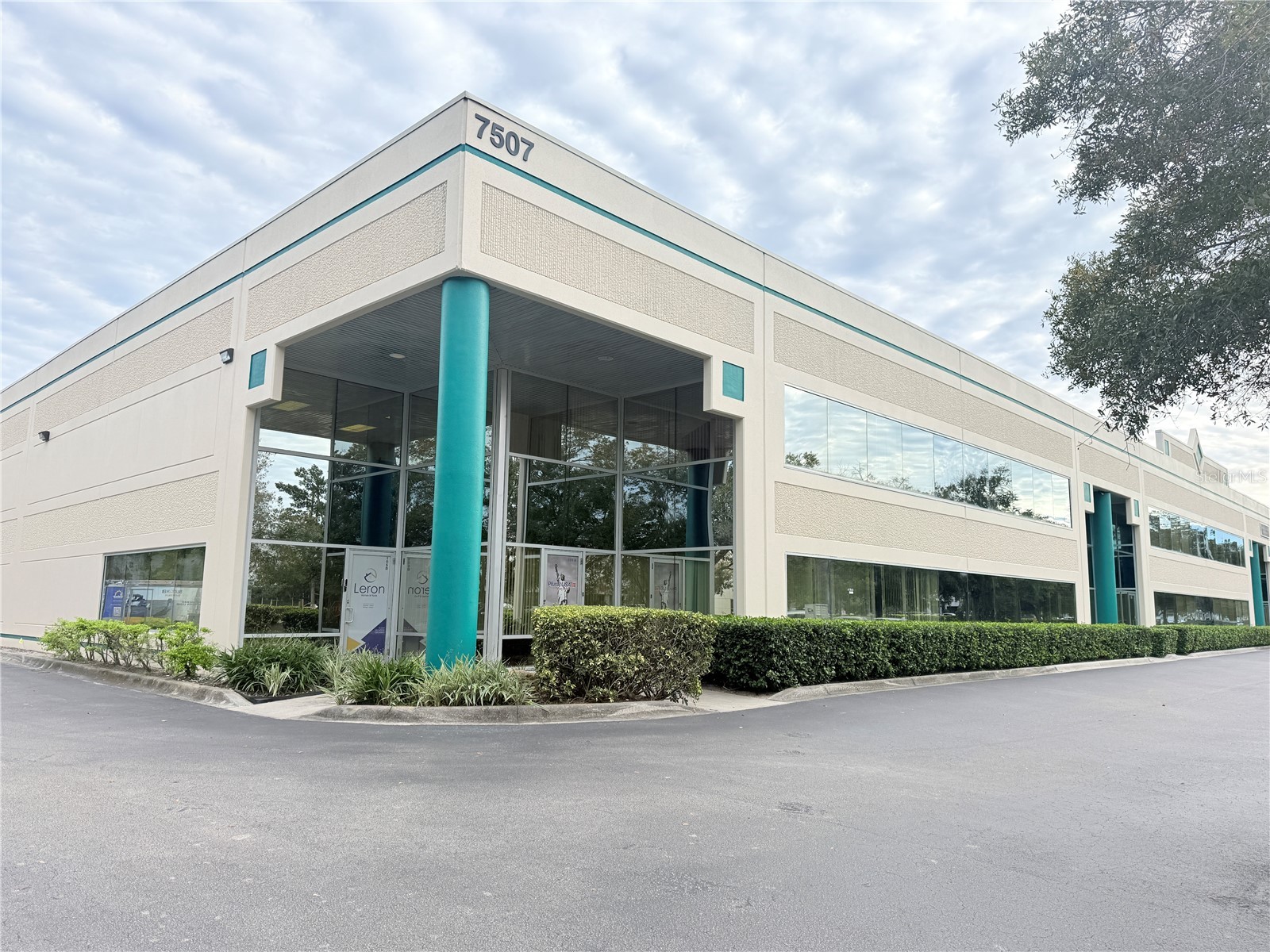 7507 Kingspointe Parkway #106 Orlando FL 32819 O6381798 image1