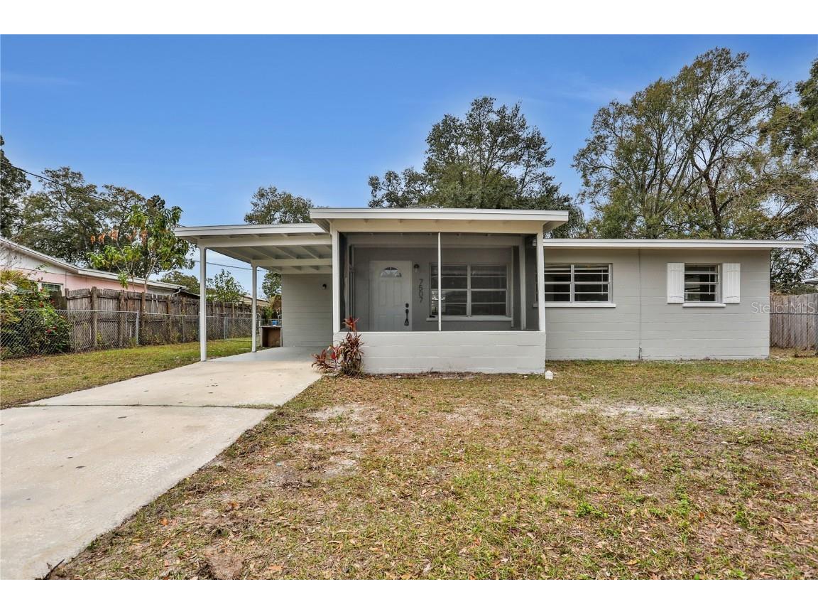 7507 Melaleuca Lane Tampa FL 33619 T3498154 image1