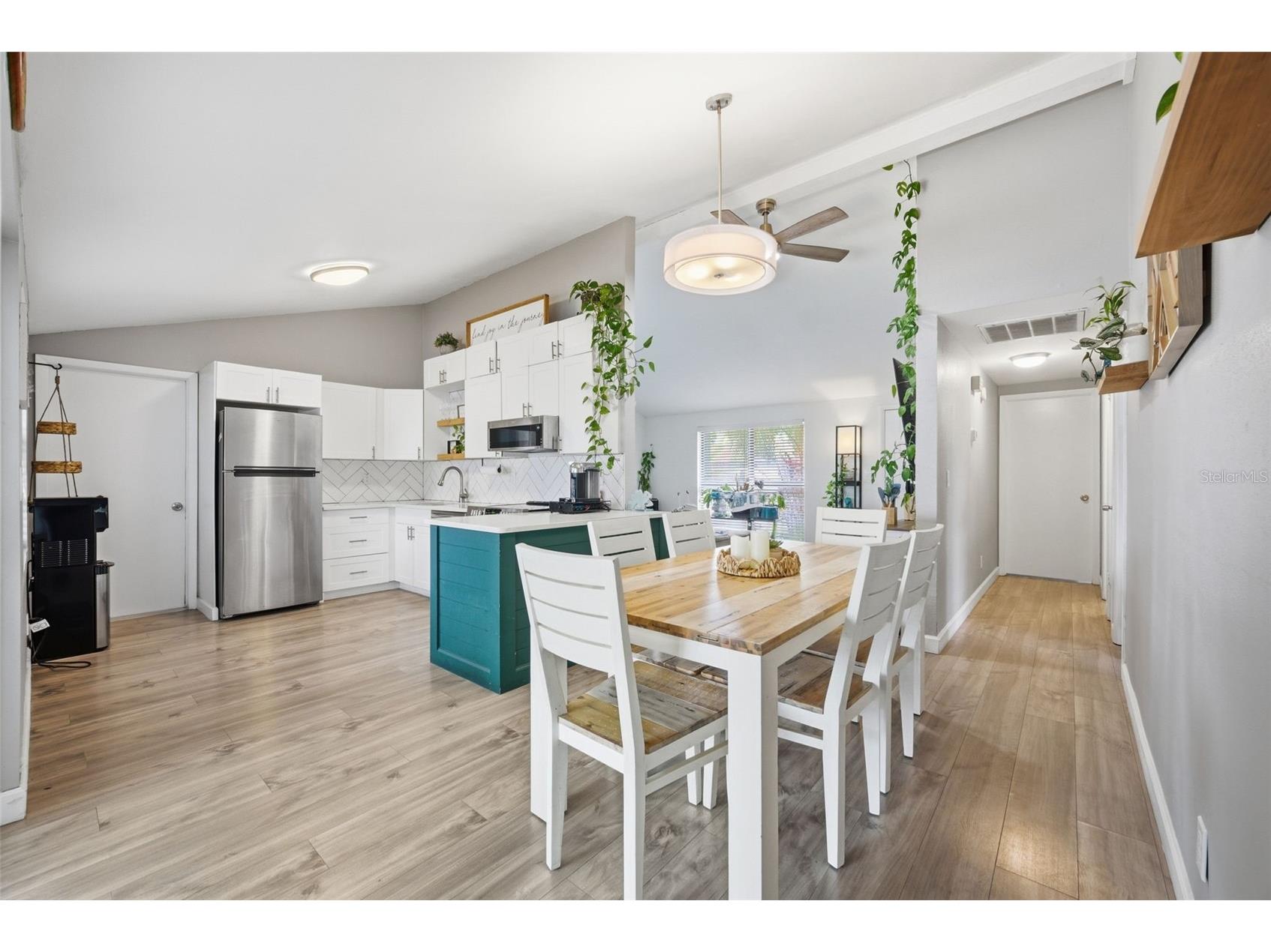 7507 Woodland Oaks Court Tampa FL 33615 W7885162 image15
