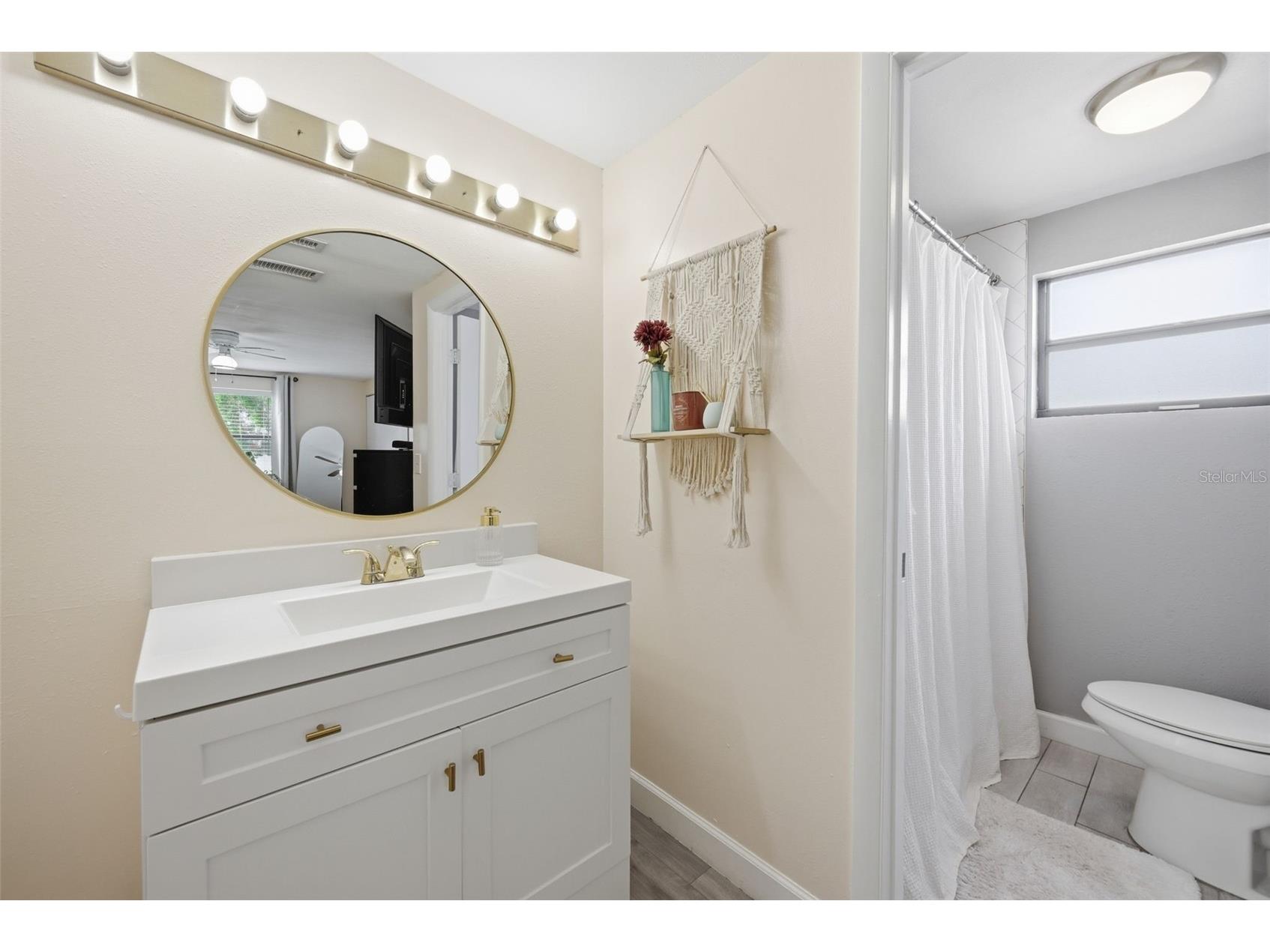 7507 Woodland Oaks Court Tampa FL 33615 W7885162 image20