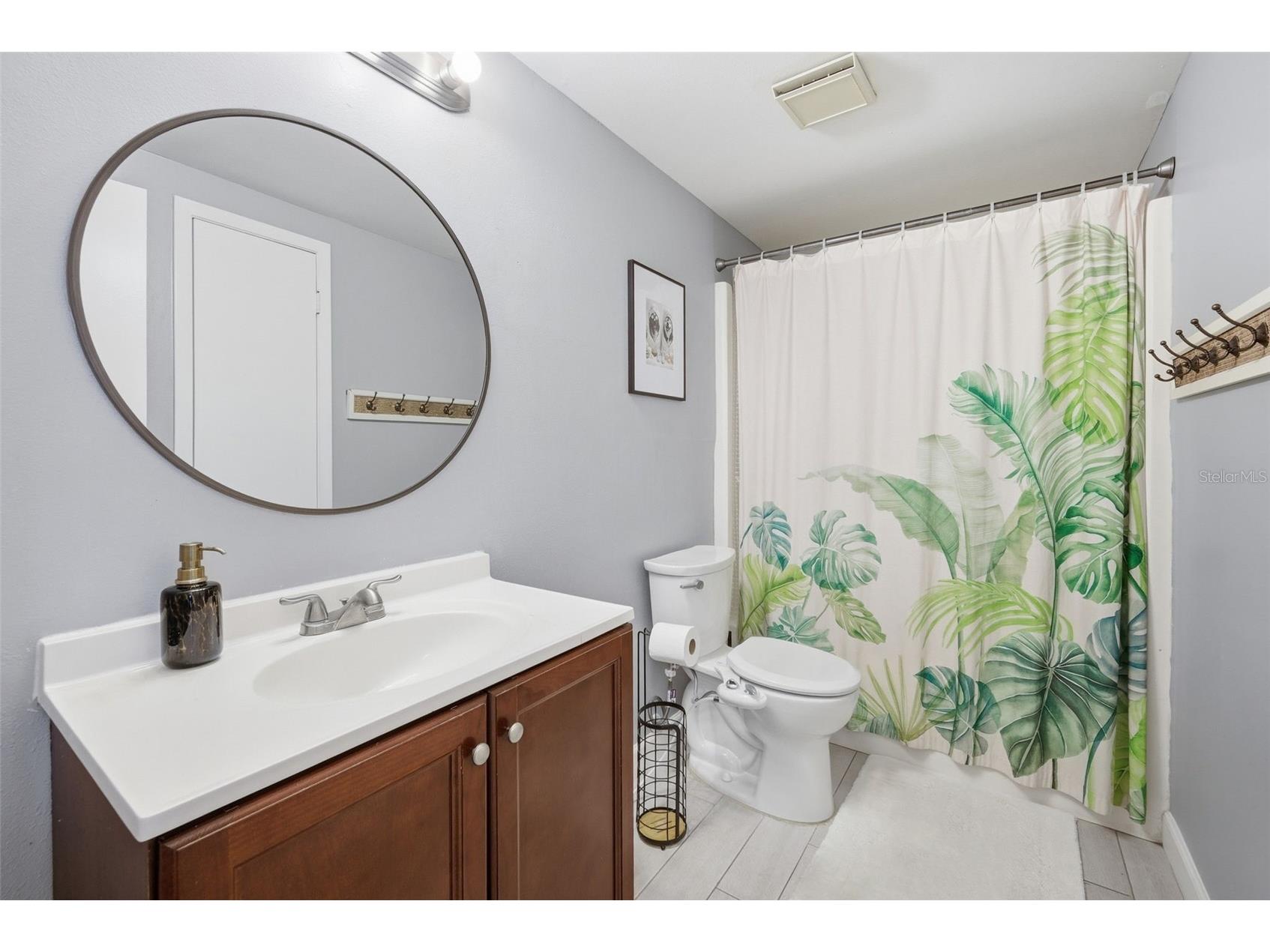 7507 Woodland Oaks Court Tampa FL 33615 W7885162 image23