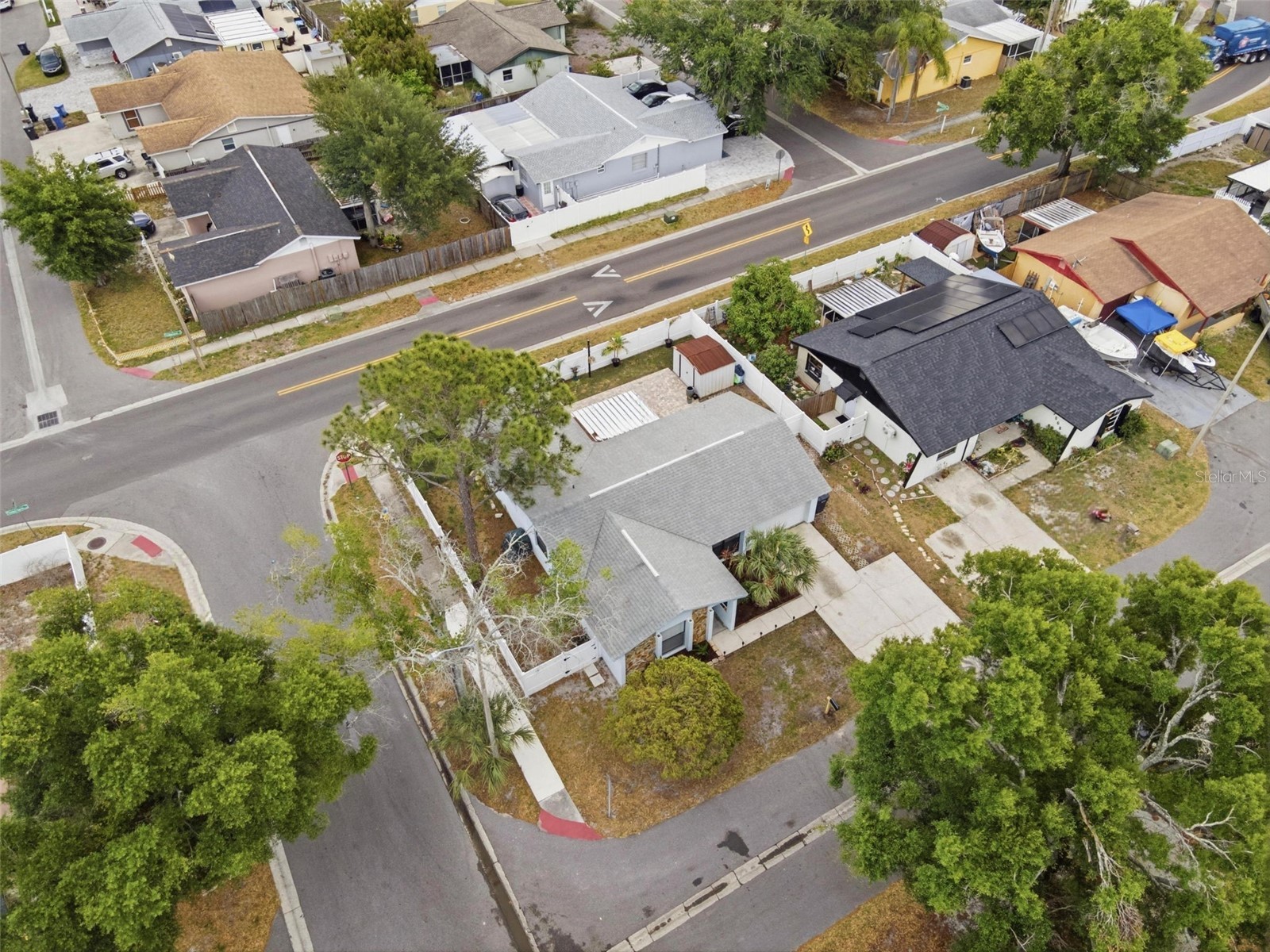 7507 Woodland Oaks Court Tampa FL 33615 W7885162 image35