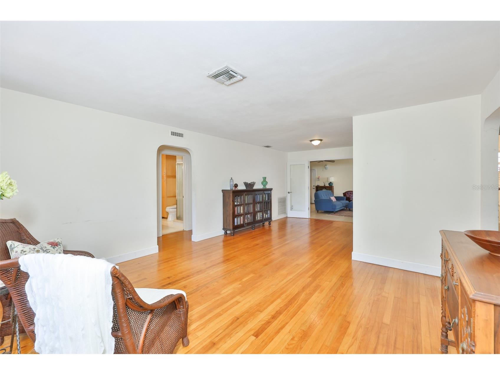 7508 4th Avenue N Saint Petersburg FL 33710 TB8508917 image4