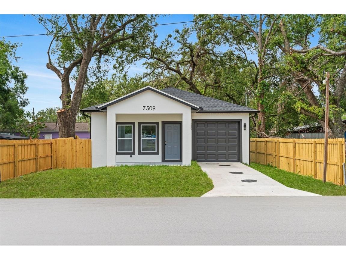 7509 E 26th Avenue Tampa FL 33619 TB8393846 image1