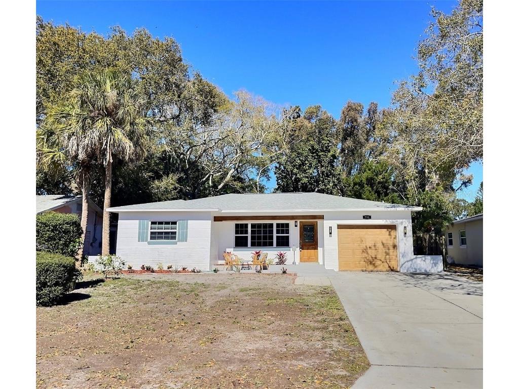 751 64th Avenue S Saint Petersburg FL 33705 U8230326 image1