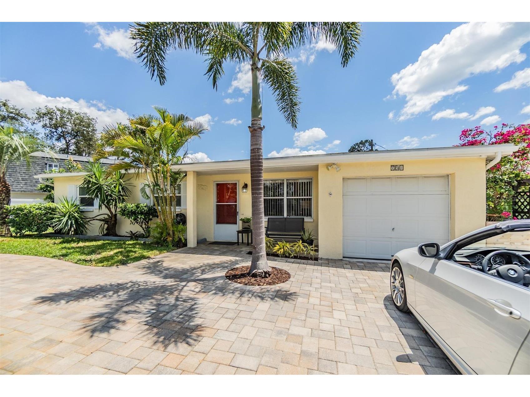 751 Bayshore Drive Tarpon Springs FL 34689 TB8402215 image1