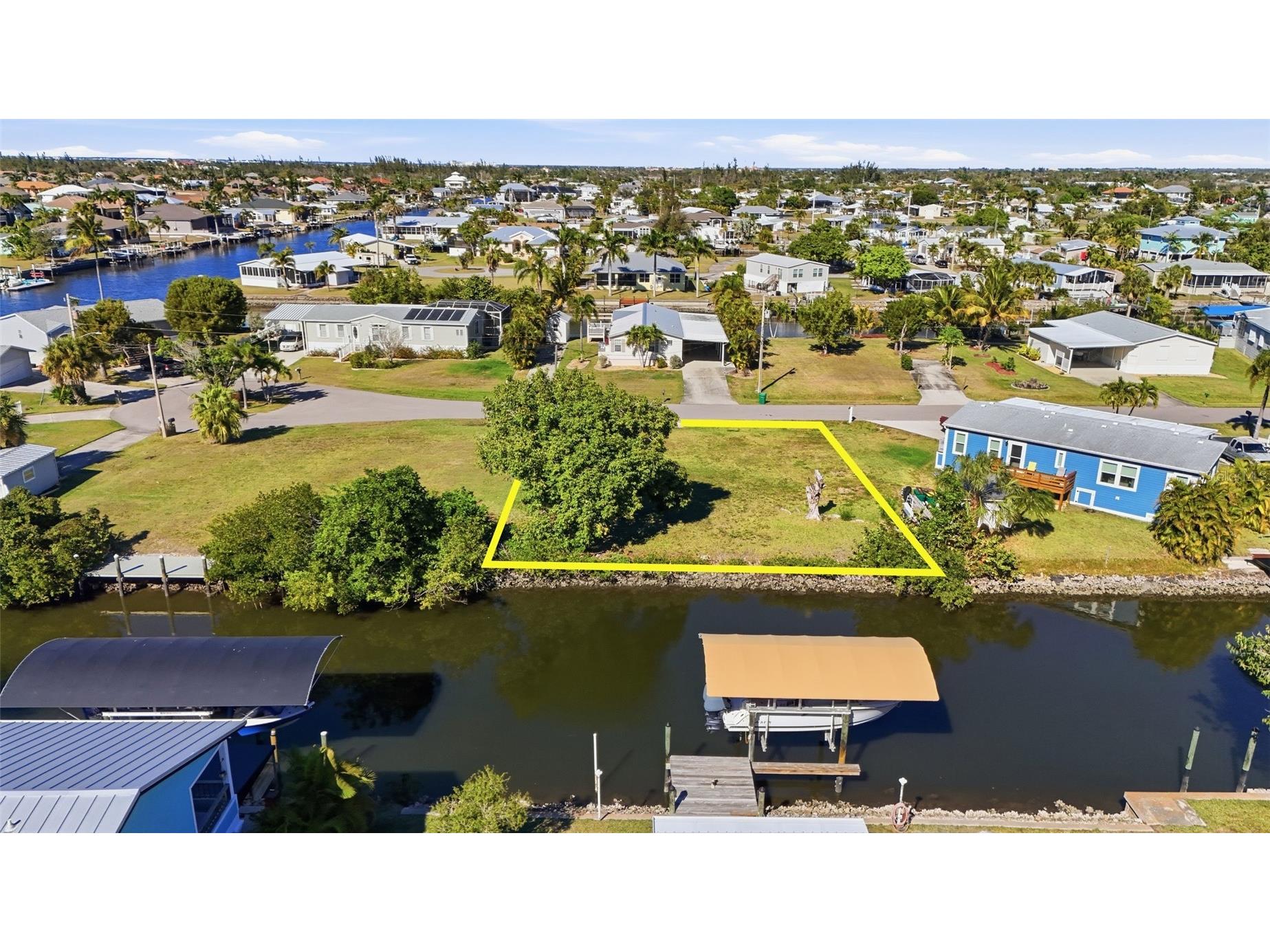 751 Coral Drive Punta Gorda FL 33950 C7520889 image1
