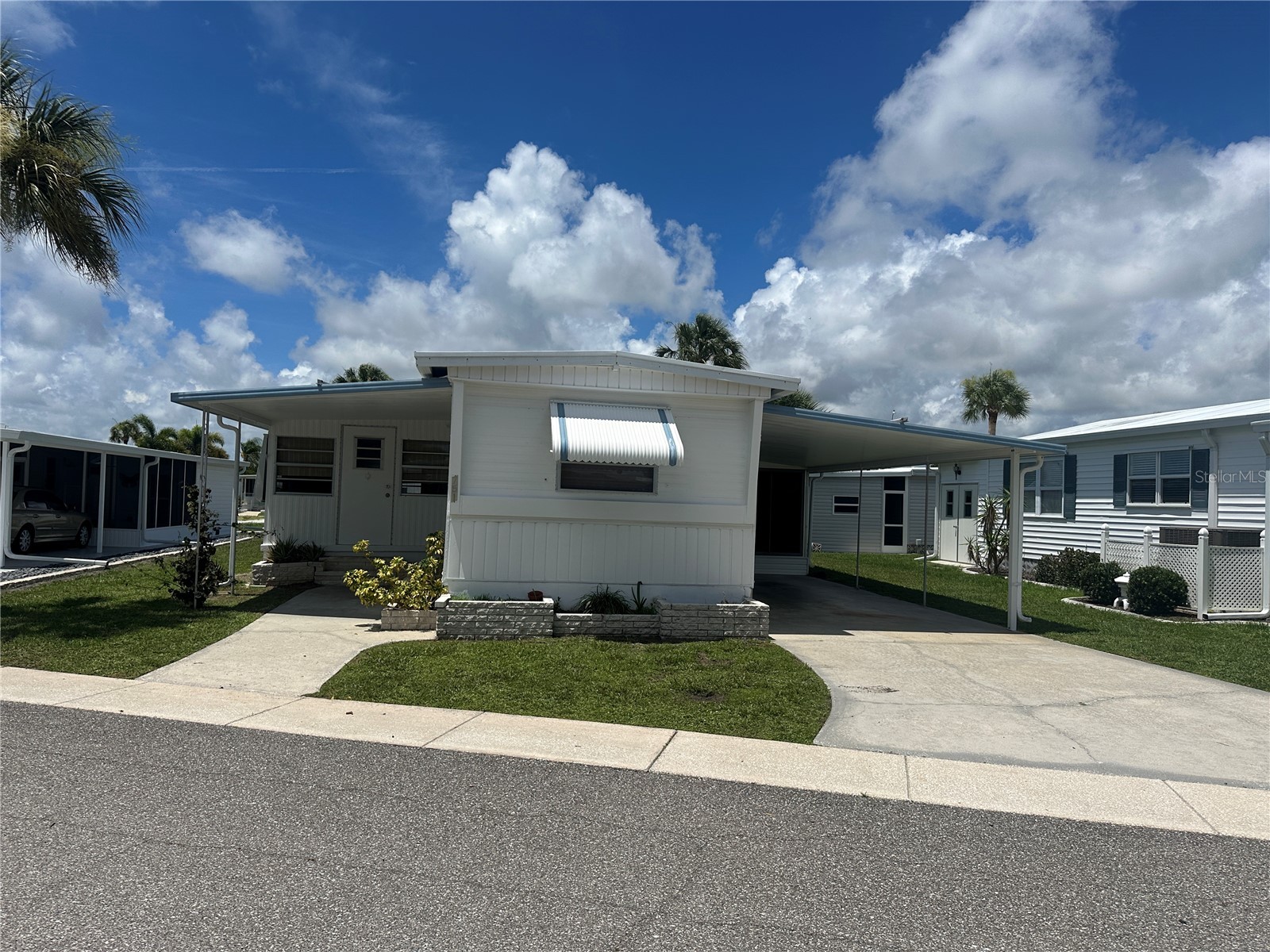 751 Dahlia Dr Venice FL 34293 N6133554 image1