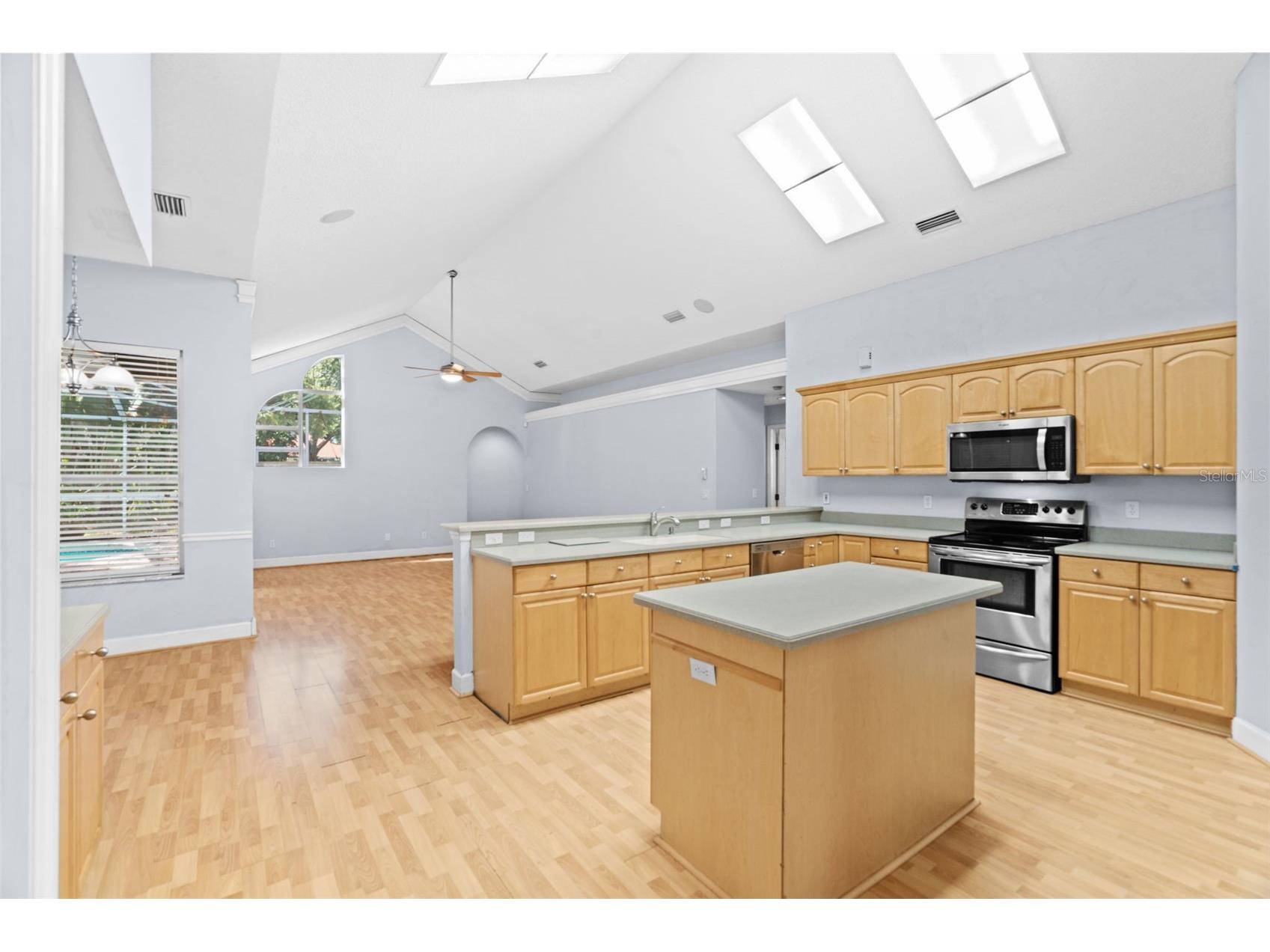 751 House Wren Circle Palm Harbor FL 34683 TB8521752 image13