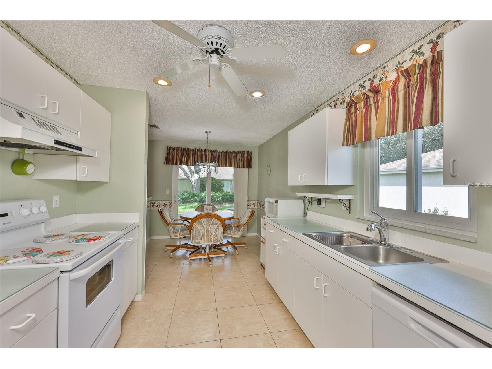 751 Mccallister Avenue Sun City Center FL 33573 TB8431338 image40