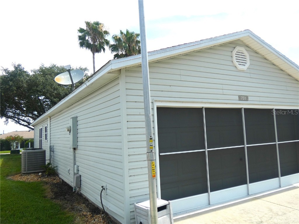 751 Old Oaks Lane Leesburg FL 34748 G5097637 image4