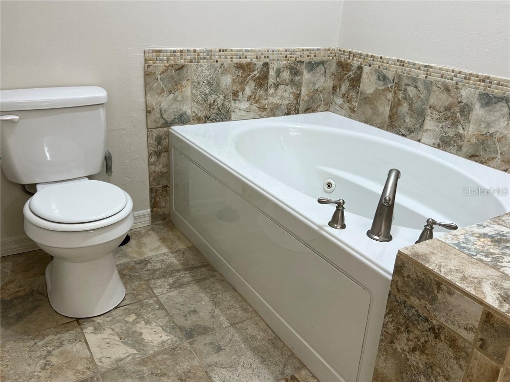 751 Pinellas Bayway S #305 Tierra Verde FL 33715 TB8395616 image11