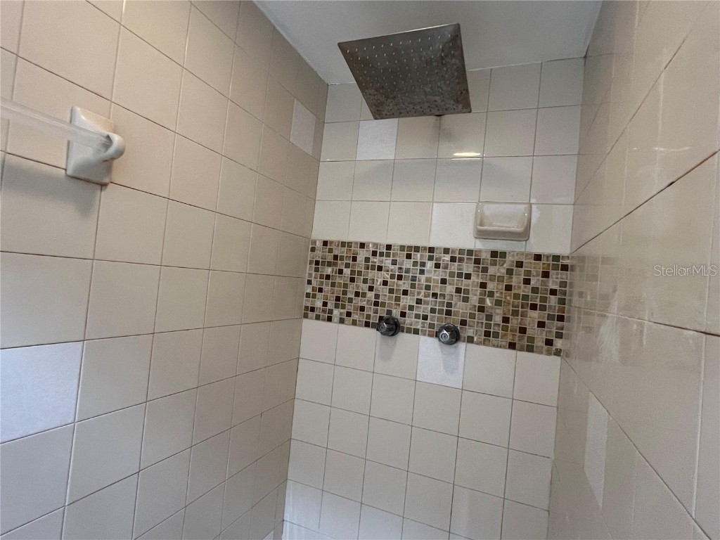 751 Pinellas Bayway S #305 Tierra Verde FL 33715 TB8395616 image12