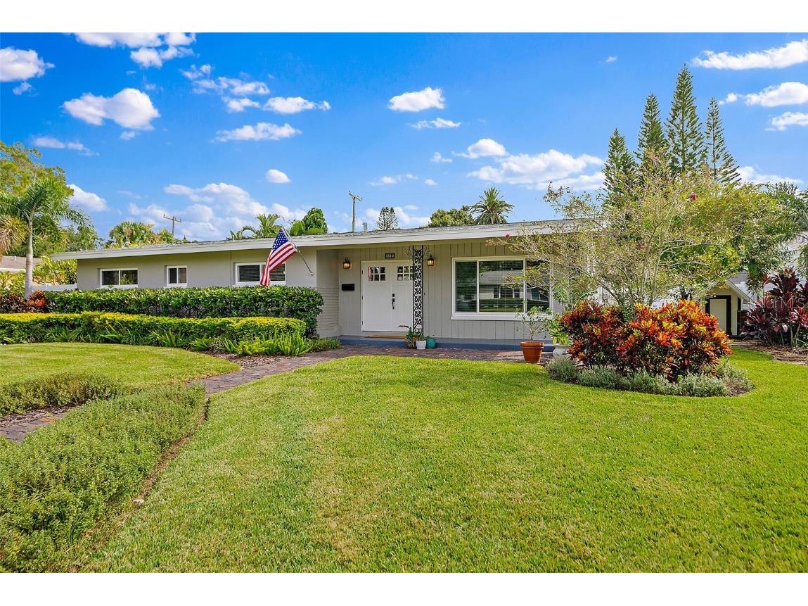 7510 Dartmouth Avenue N Saint Petersburg FL 33710 U8217166 image1