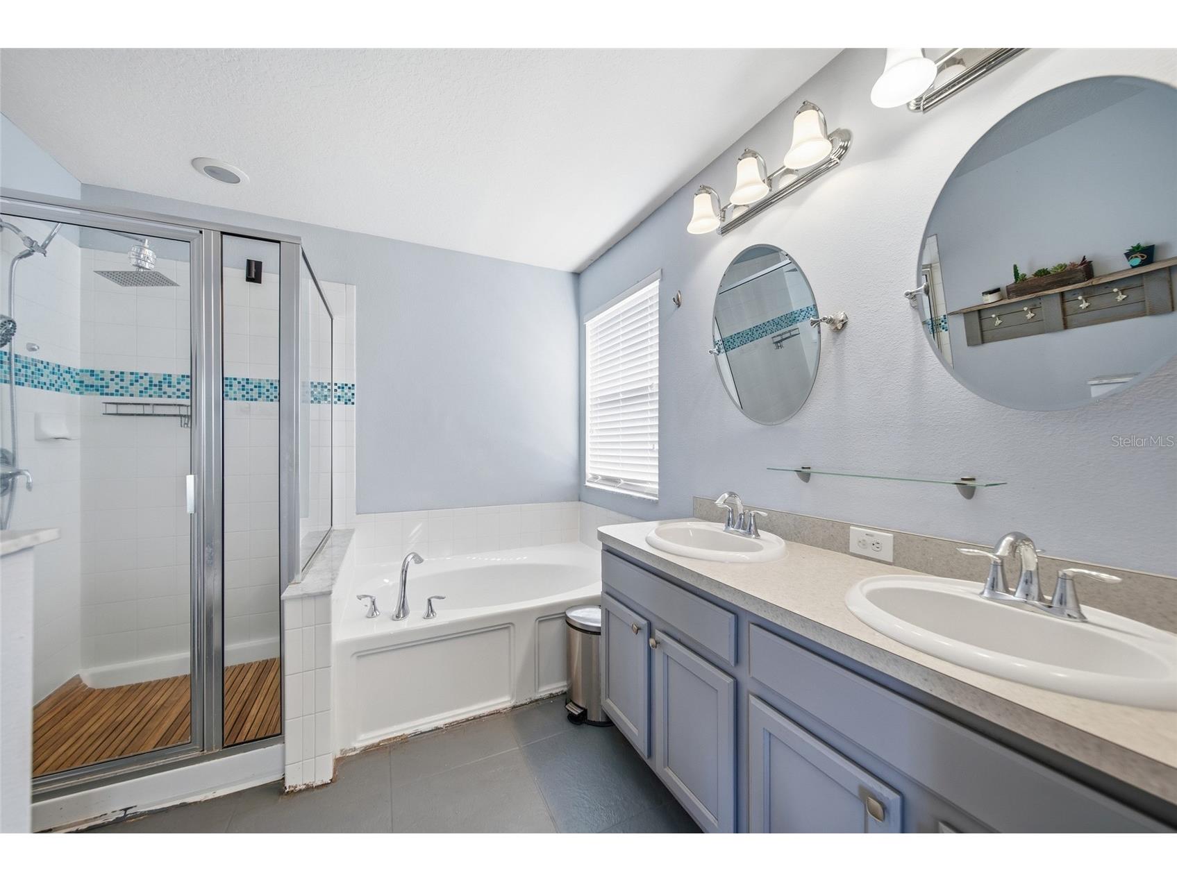 7510 Maroon Peak Drive Ruskin FL 33573 W7885123 image19
