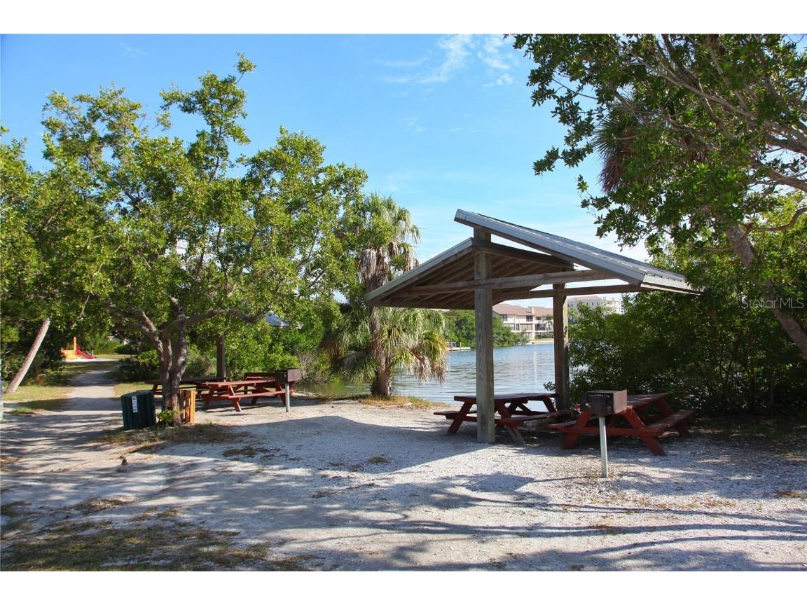 7510 Midnight Pass Road Sarasota FL 34242 - HERON LAGOON A4639570 image14