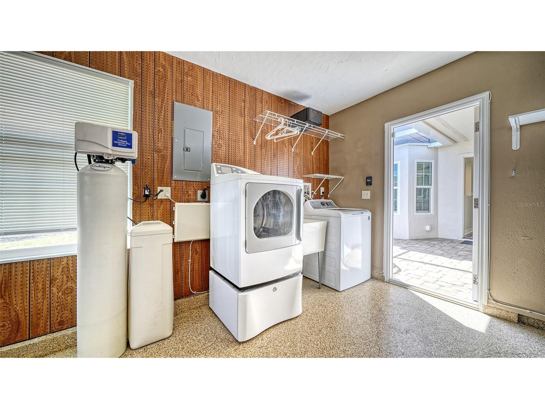 7510 Preserves Court Sarasota FL 34243 A4688751 image40