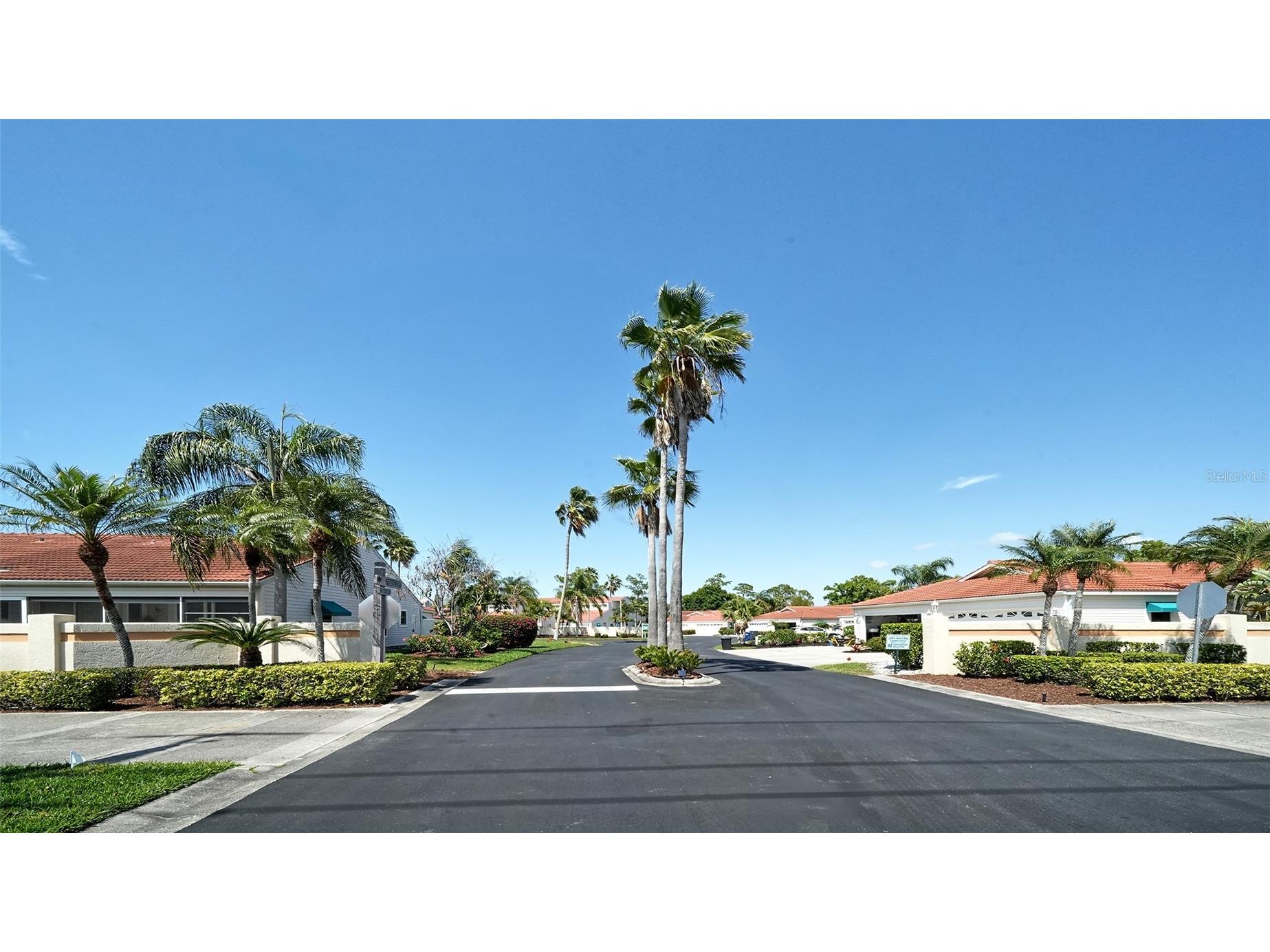 7510 Preserves Court Sarasota FL 34243 A4688751 image43