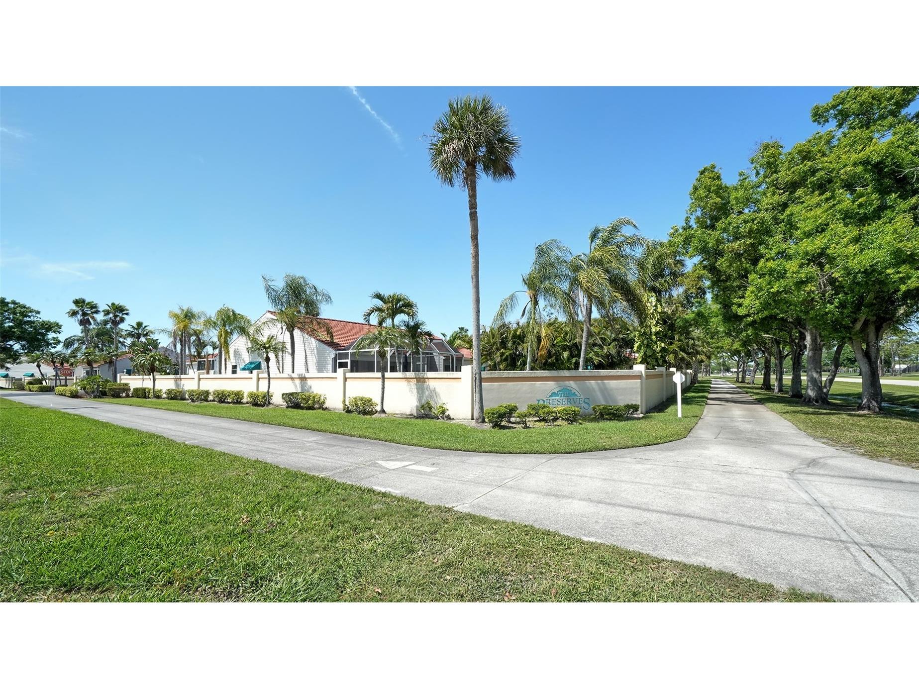 7510 Preserves Court Sarasota FL 34243 A4688751 image44