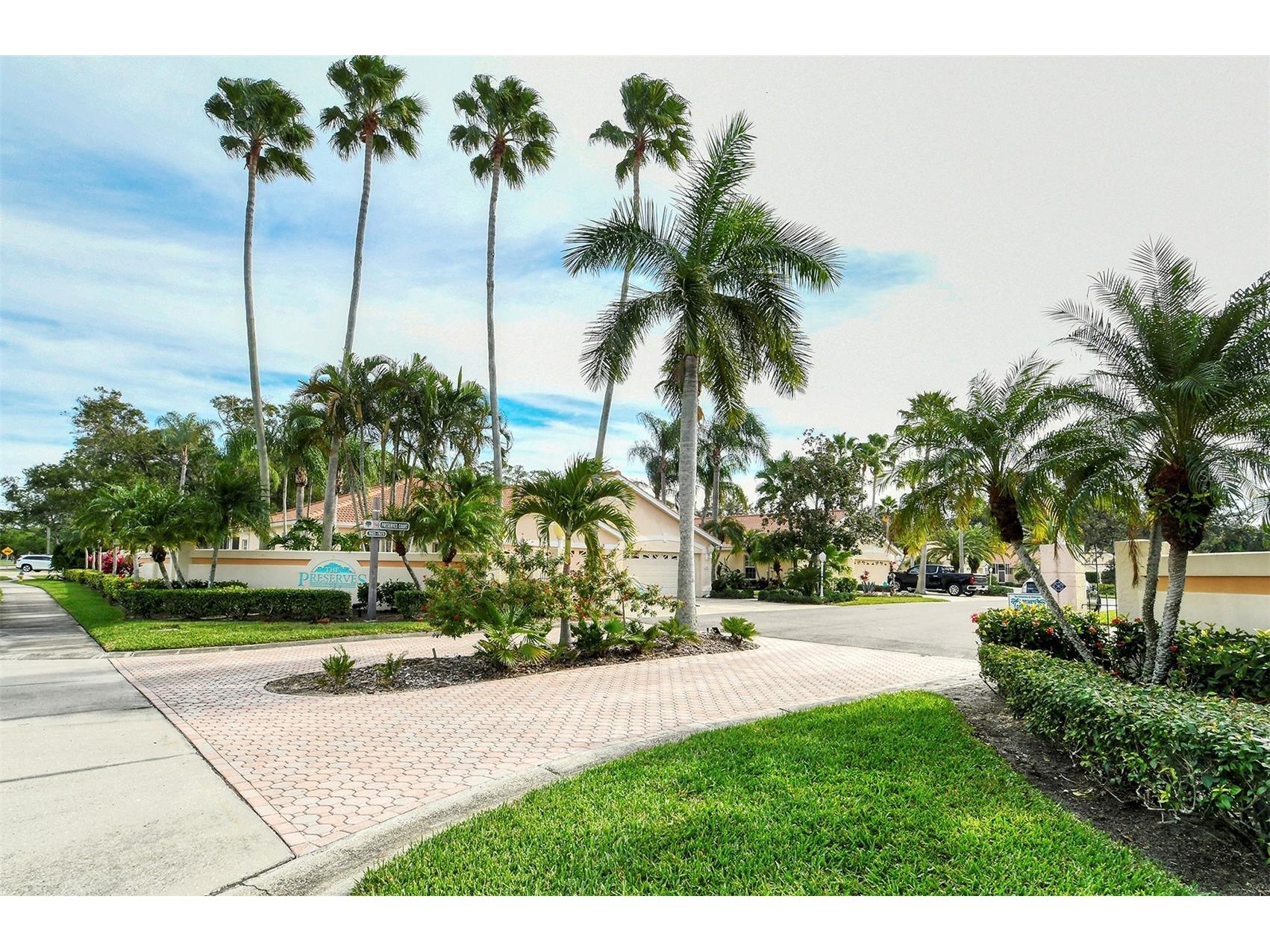 7510 Preserves Court Sarasota FL 34243 A4688751 image46