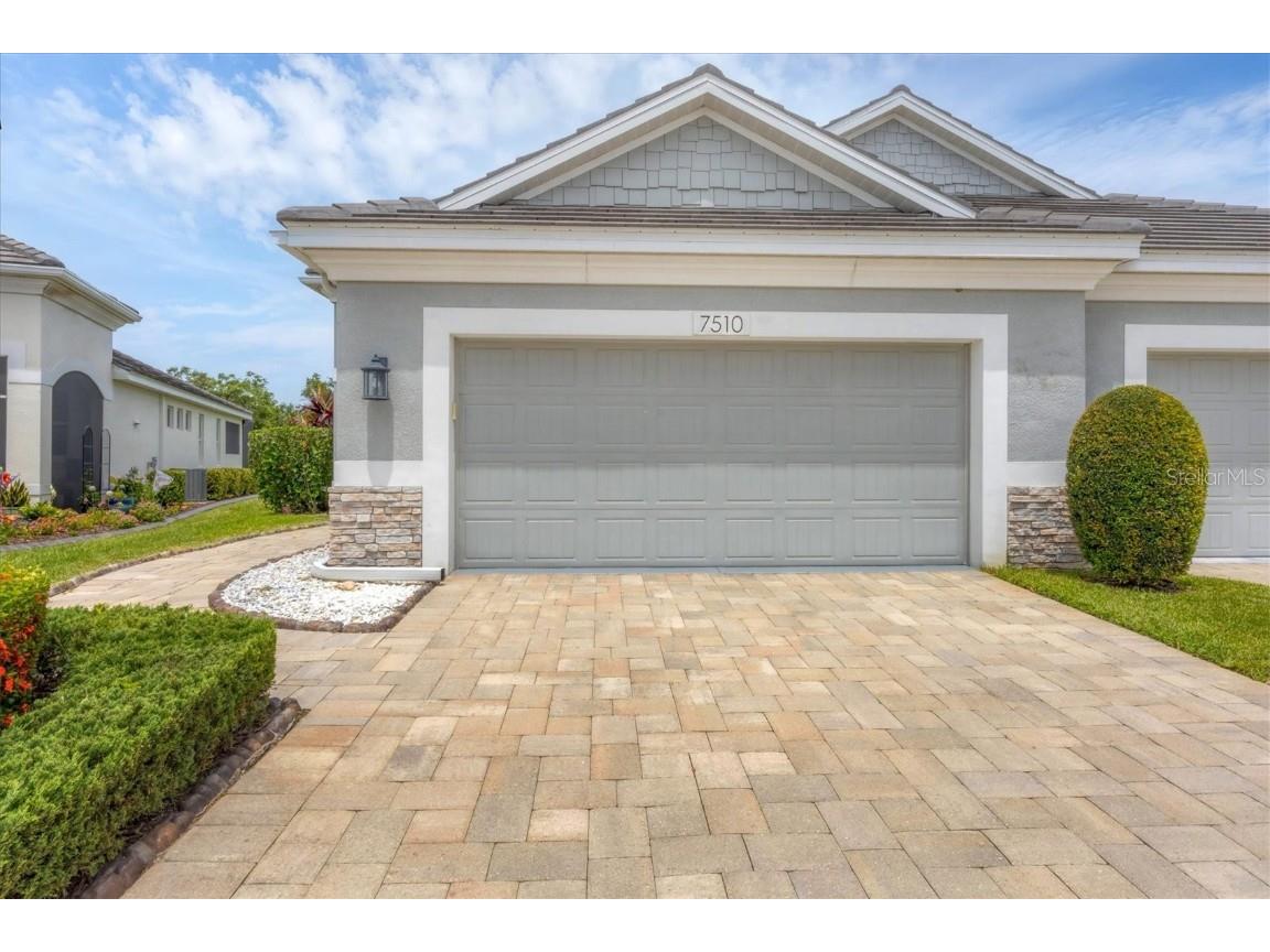 7510 Registrar Way Sarasota FL 34243 A4659451 image1