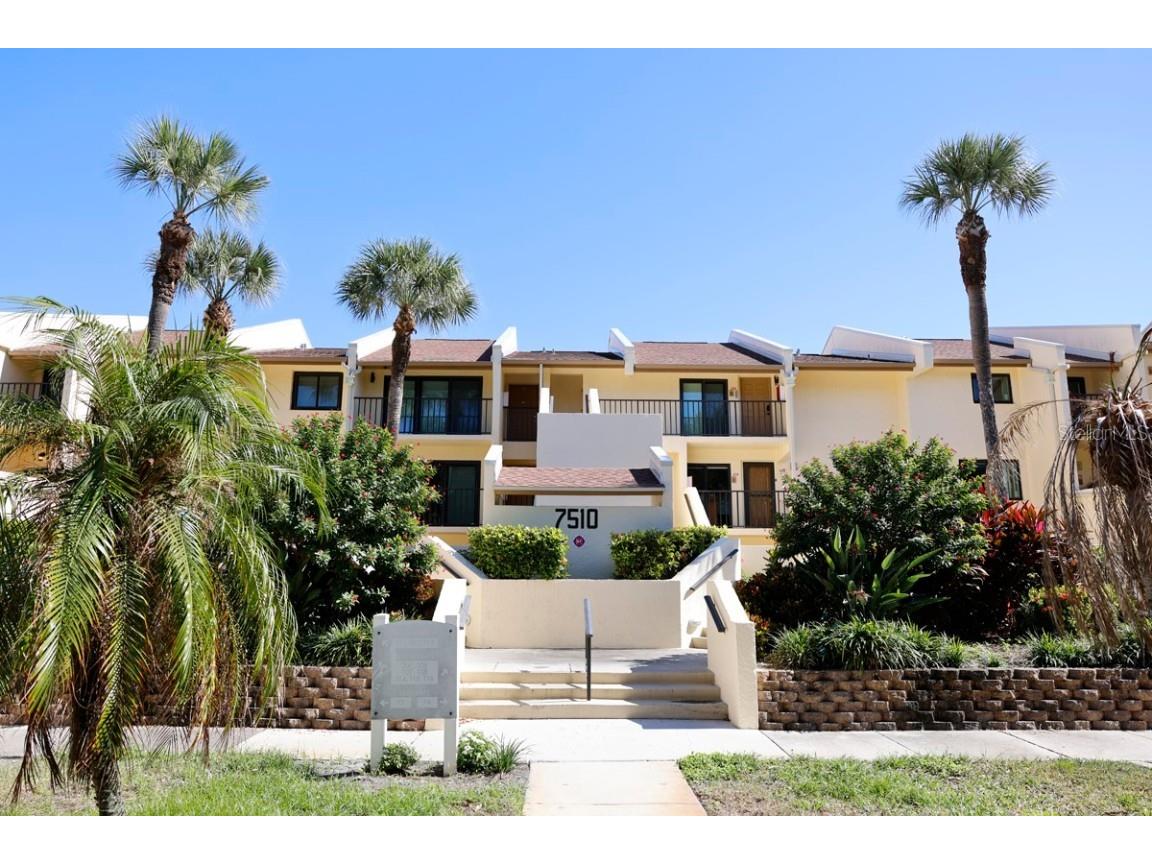 7510 Sunshine Skyway Lane S #T13 Saint Petersburg FL 33711 - TAMPA BAY A4670484 image1