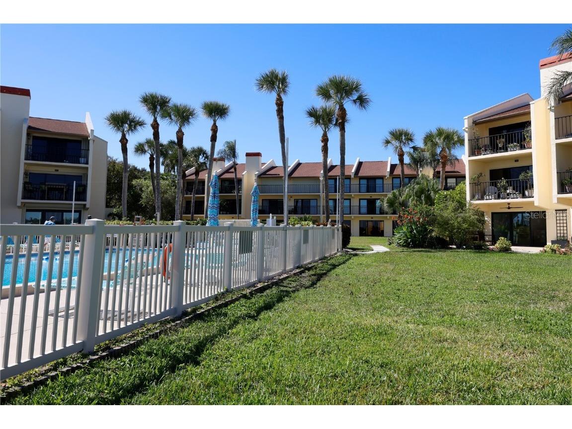 7510 Sunshine Skyway Lane S #T13 Saint Petersburg FL 33711 - TAMPA BAY A4670484 image3