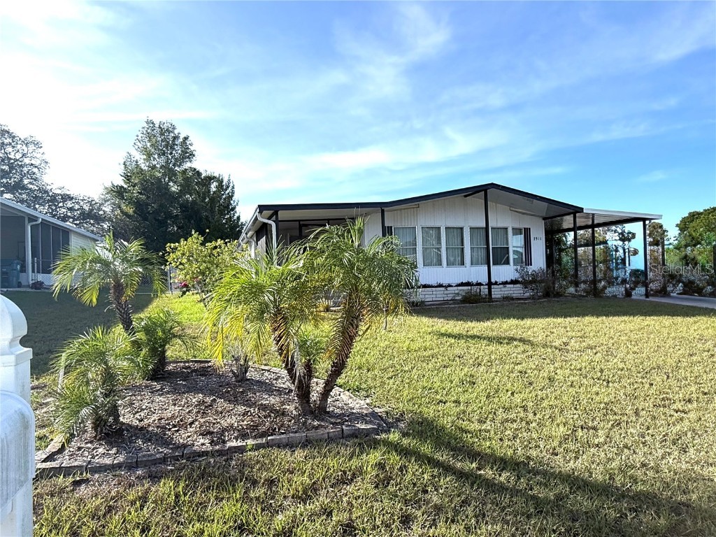 7511 Eastern Circle Drive Brooksville FL 34613 TB8443979 image1