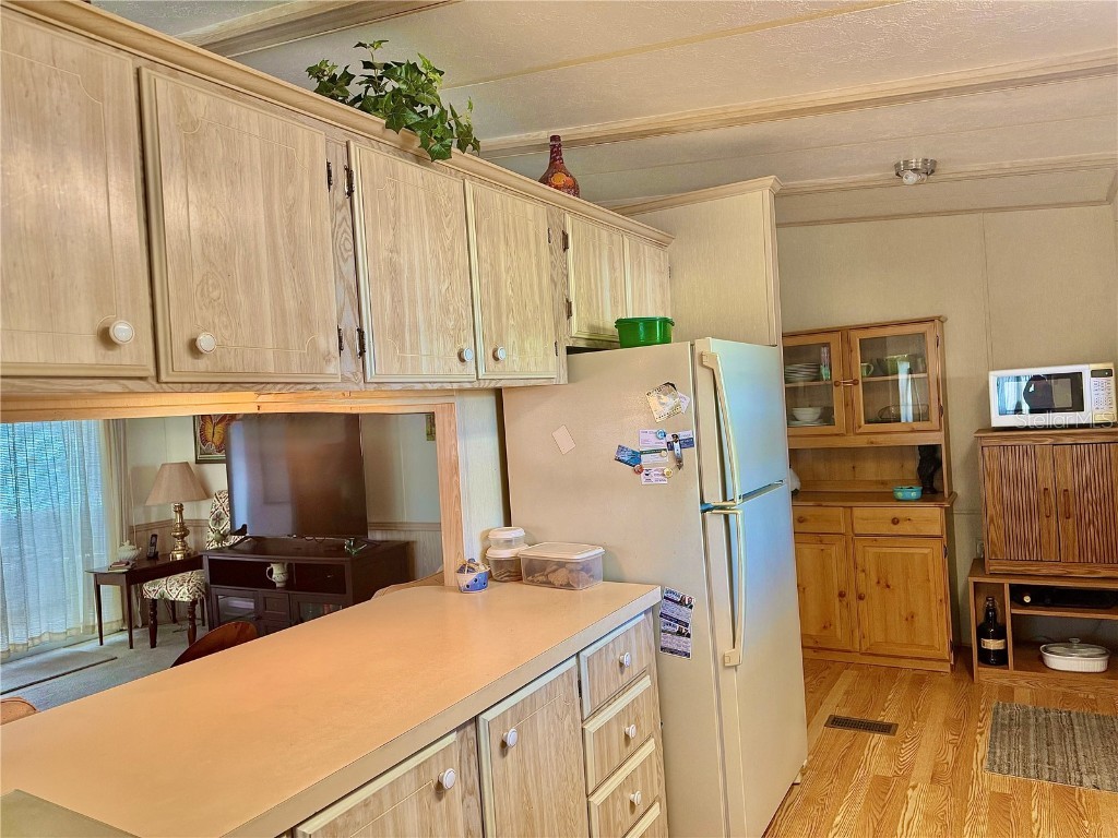 7511 Eastern Circle Drive Brooksville FL 34613 TB8443979 image8