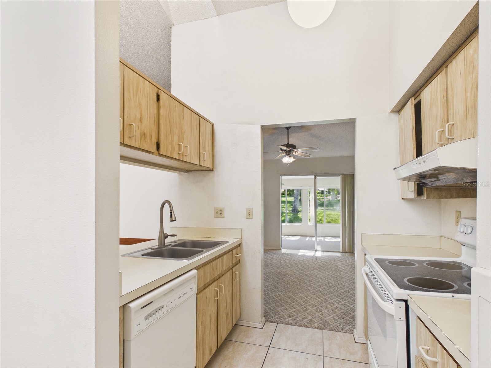 7511 Heather Walk Drive Weeki Wachee FL 34613 W7887096 image24
