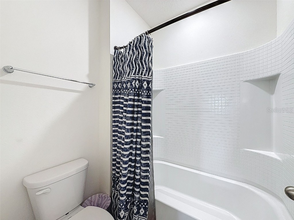 7511 Oakmoss Loop Davenport FL 33837 P4936413 image58