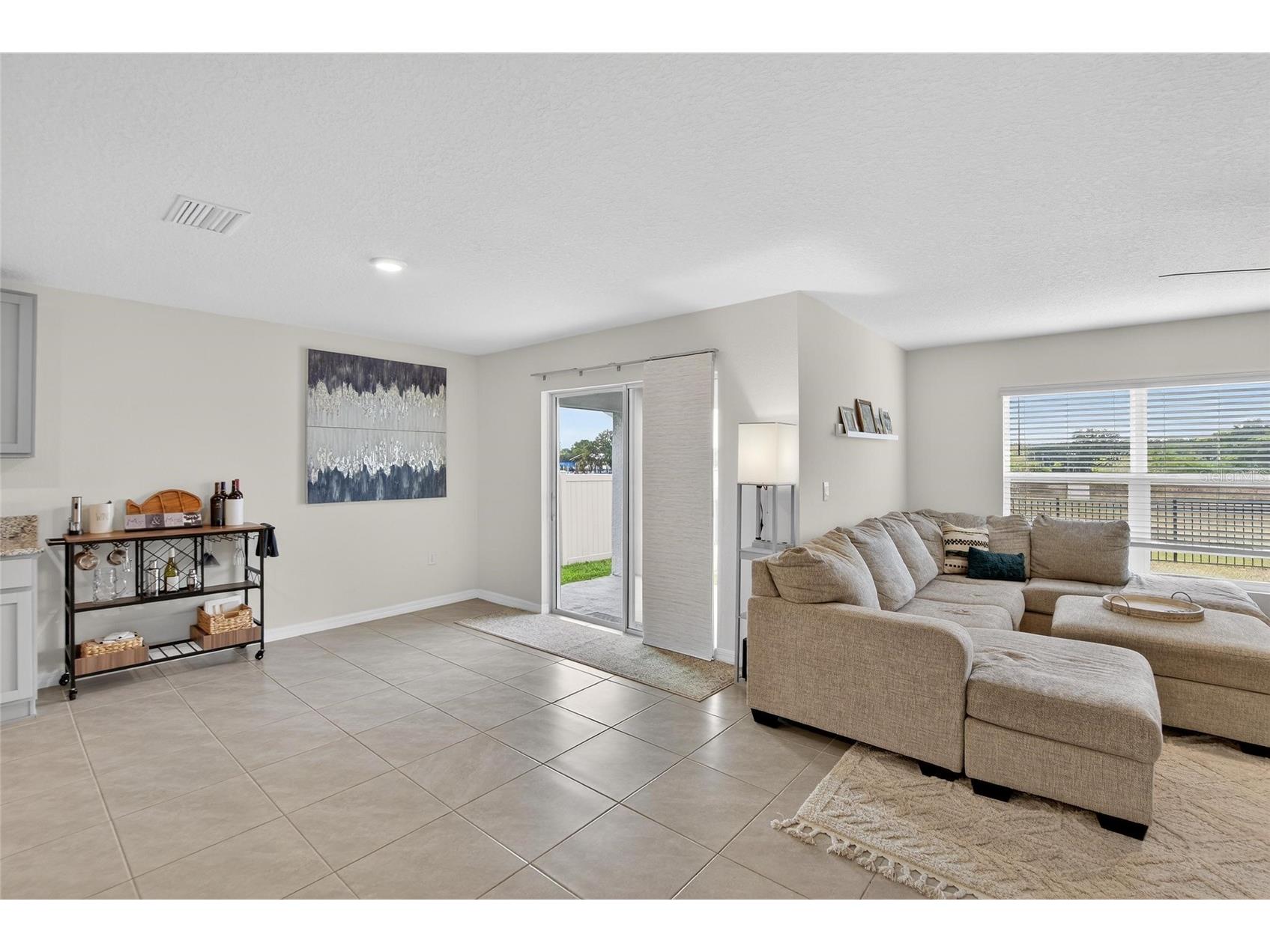 7511 Rosewood Garden Loop Tampa FL 33637 A4680083 image16