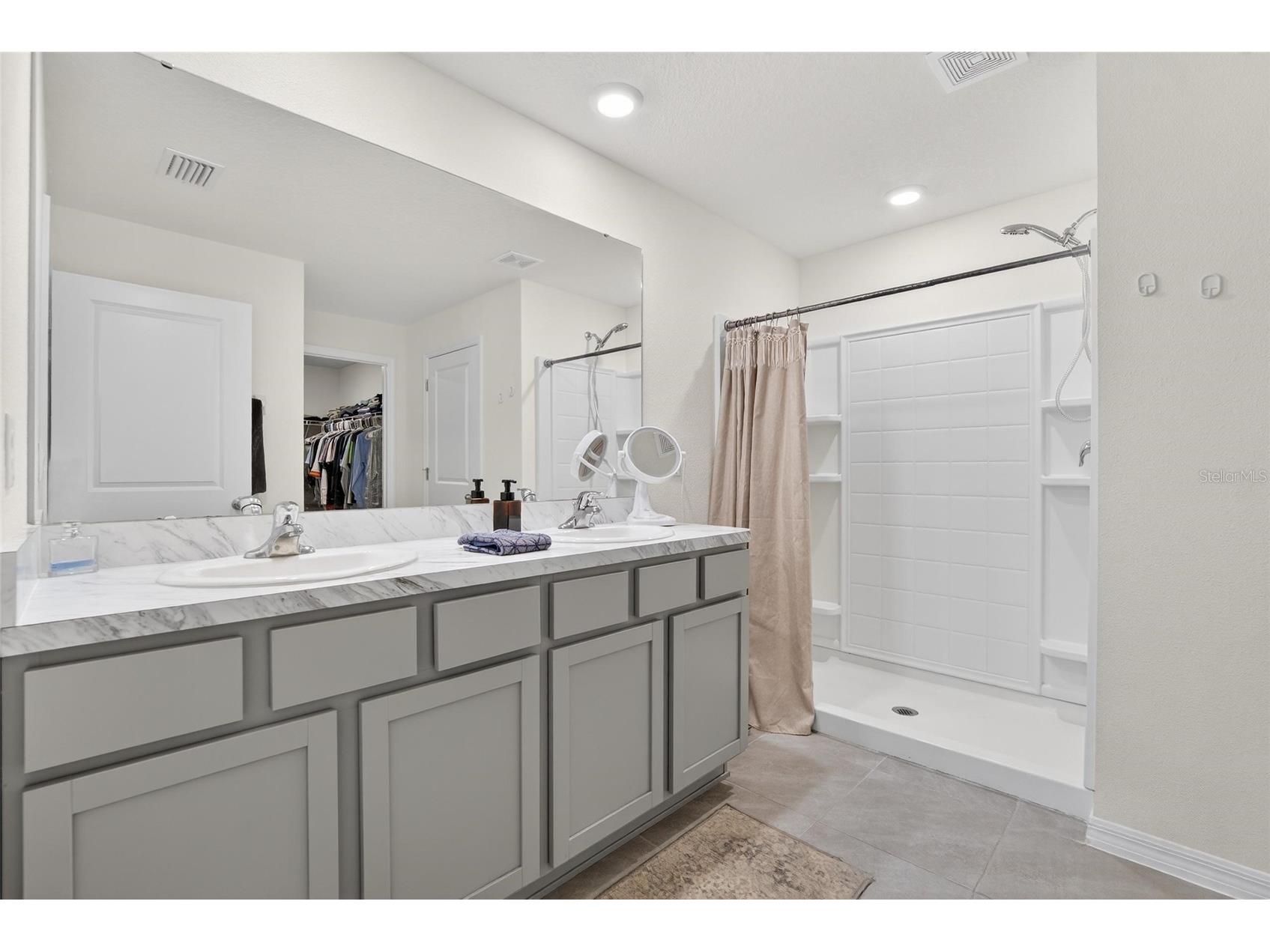 7511 Rosewood Garden Loop Tampa FL 33637 A4680083 image20