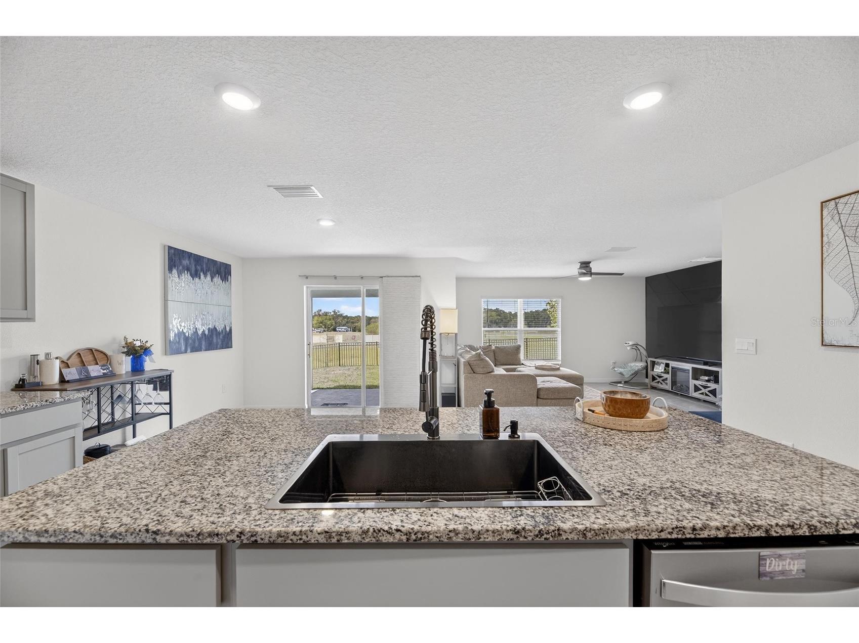 7511 Rosewood Garden Loop Tampa FL 33637 A4680083 image9