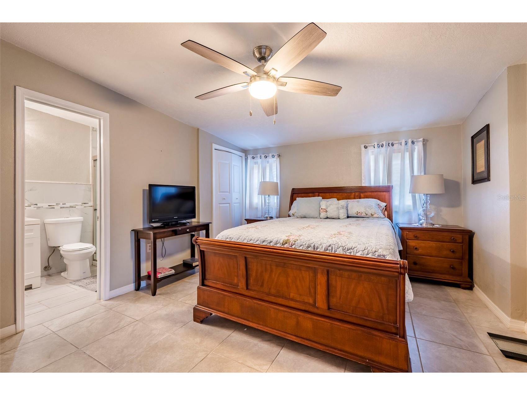 7511 Tidewater Trail Tampa FL 33619 TB8502312 image11