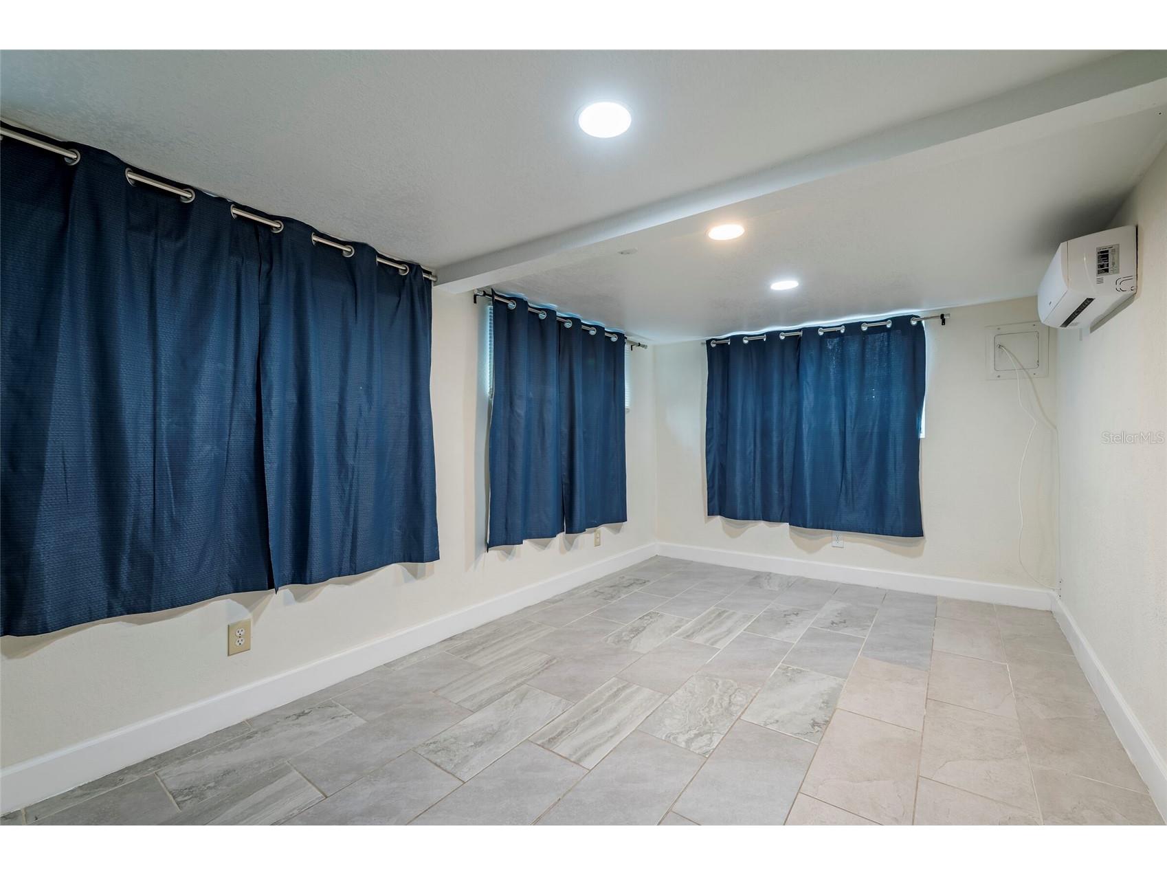 7511 Tidewater Trail Tampa FL 33619 TB8502312 image26