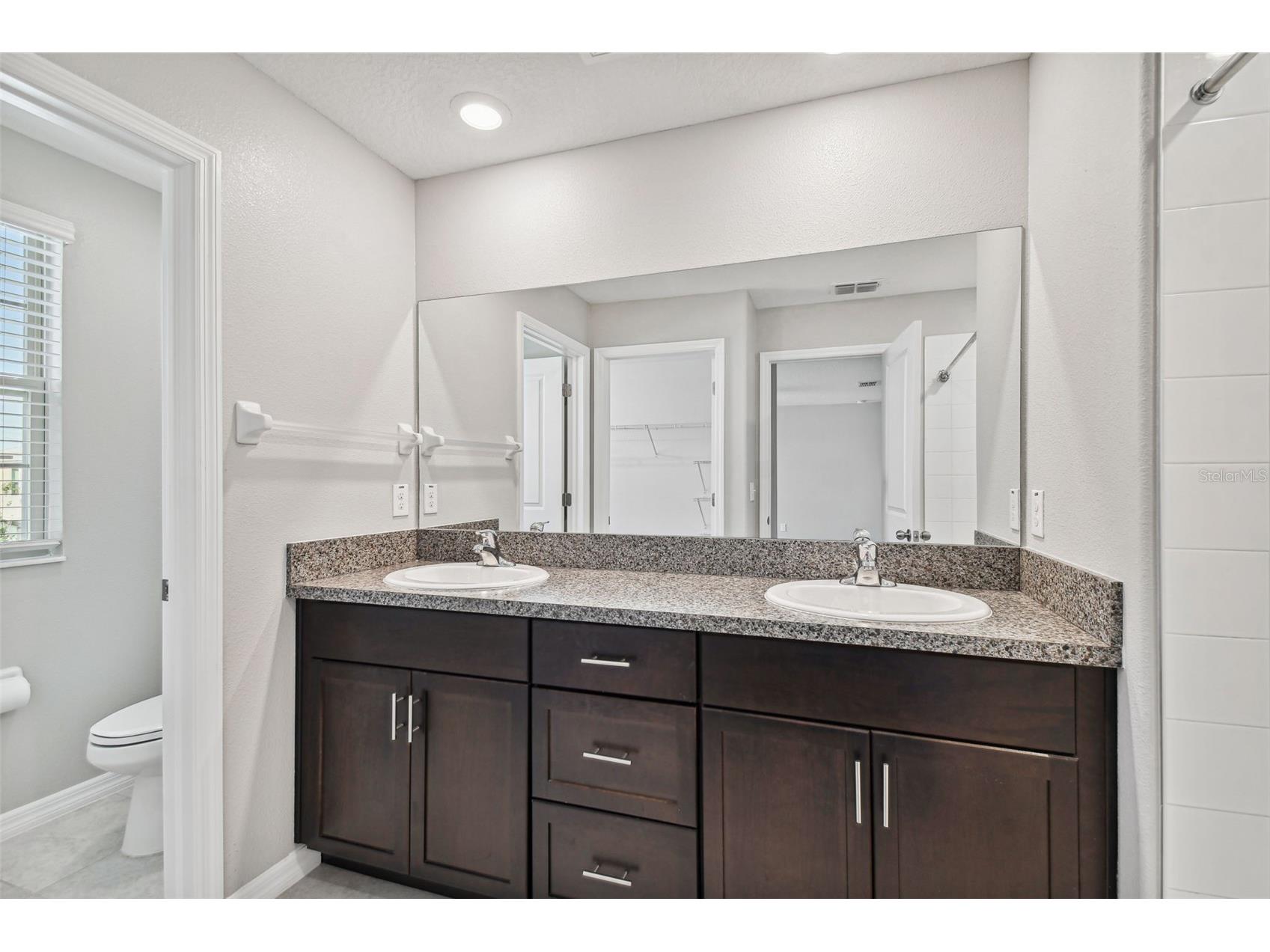 7512 Samuel Ivy Drive Tampa FL 33619 TB8517059 image17