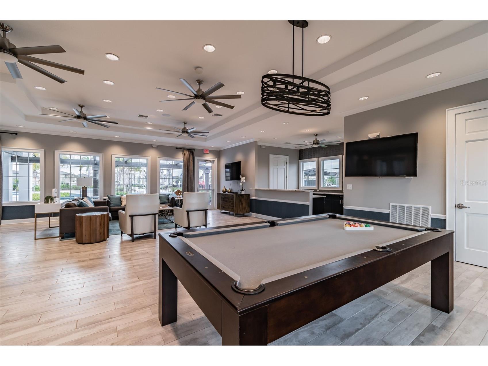 7512 Samuel Ivy Drive Tampa FL 33619 TB8517059 image34