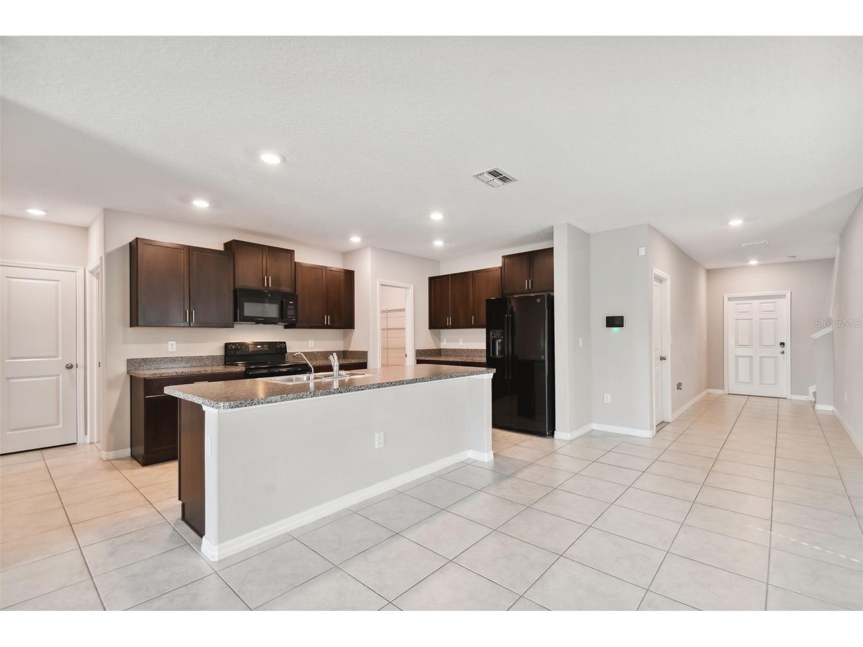 7512 Samuel Ivy Drive Tampa FL 33619 TB8517059 image9